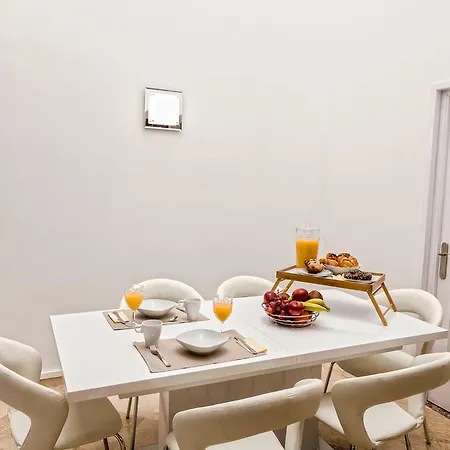Aparthotel Banus Beach 4*