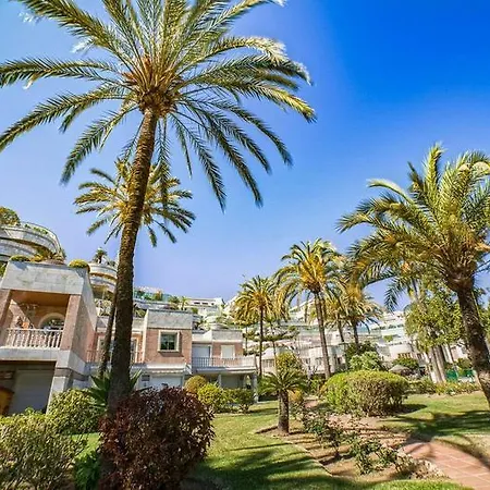 Aparthotel Banus Beach 4*