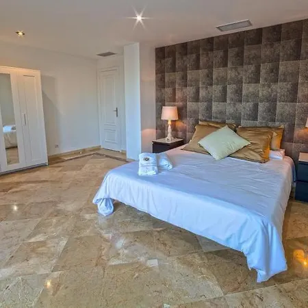 Aparthotel Banus Beach Marbella