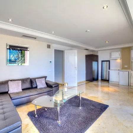 Banus Beach 4* Marbella