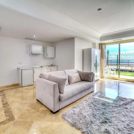 Banus Beach Aparthotel Marbella