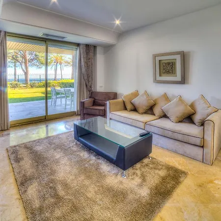 Aparthotel Banus Beach