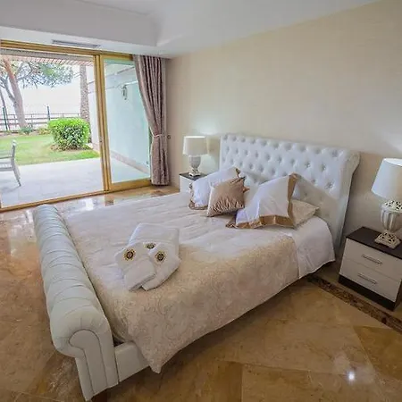 Banus Beach 4* Marbella